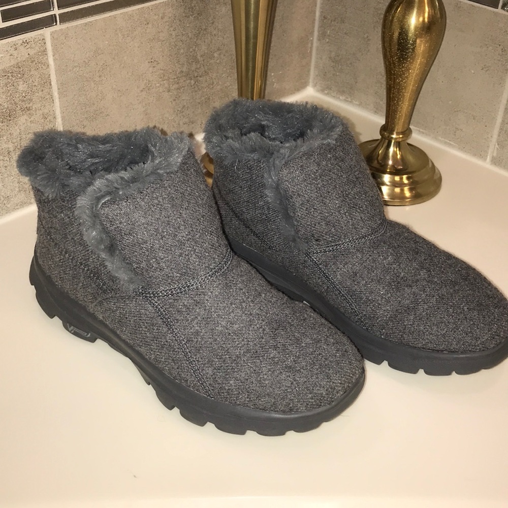 Skechers on the go memory foam booties. Size 8.5.